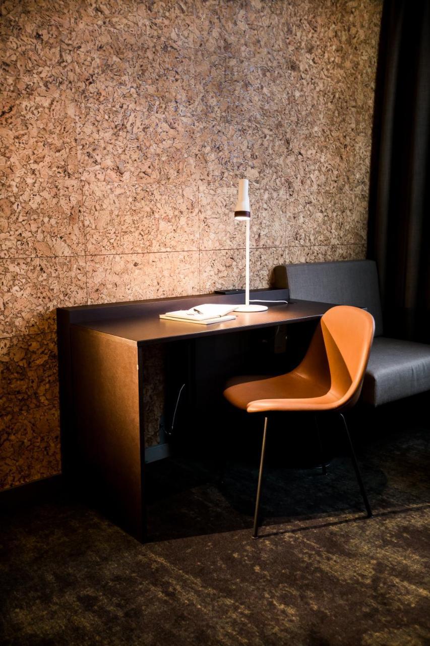 Comfort Hotel Kista Стокхолм Екстериор снимка